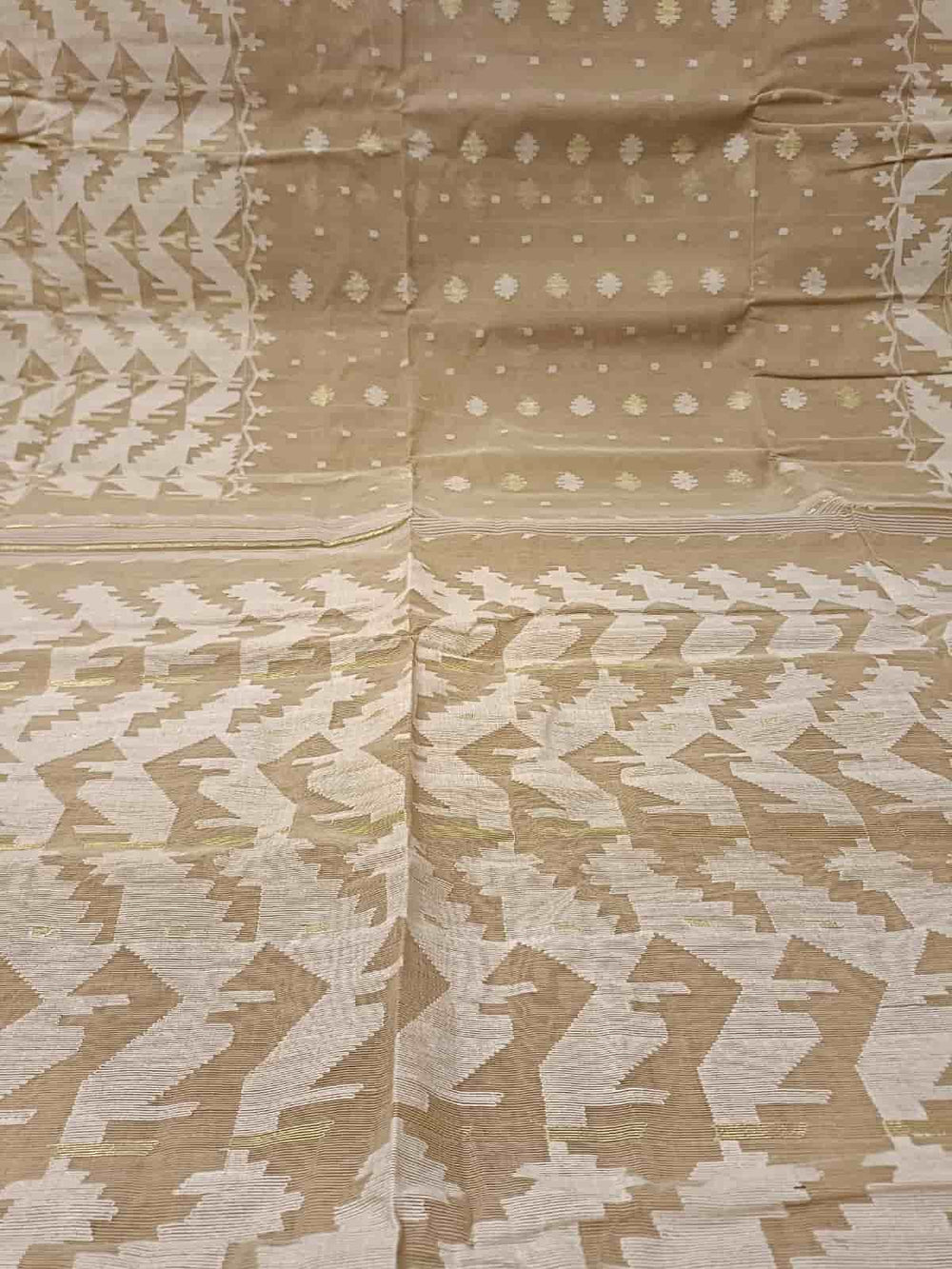 Beige & White/Gold, Cotton handwoven Jamdani saree Balaram Saha
