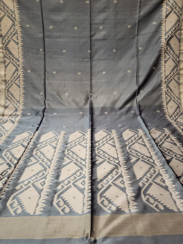 Grey & White Katan Silk handwoven Traditional design Jamdani weave saree Balaram Saha