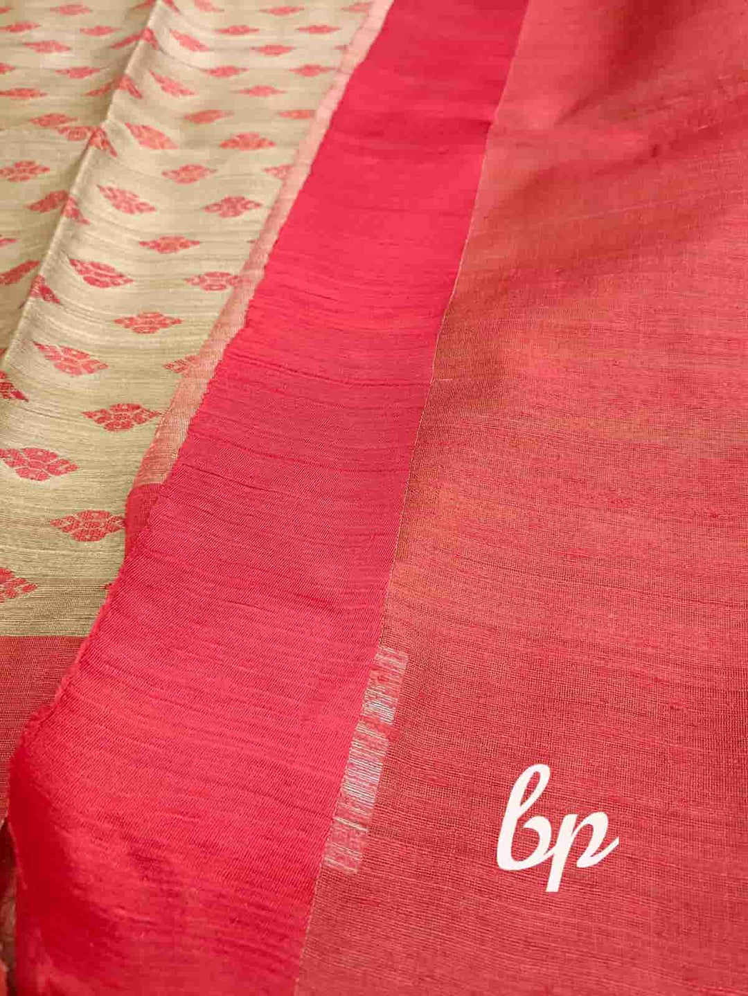 Beige & Red Matka silk handwoven saree Balaram Saha