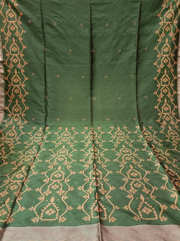Bottle Green & Beige, fine & intricate Jamdani weave Katan Silk saree Balaram Saha