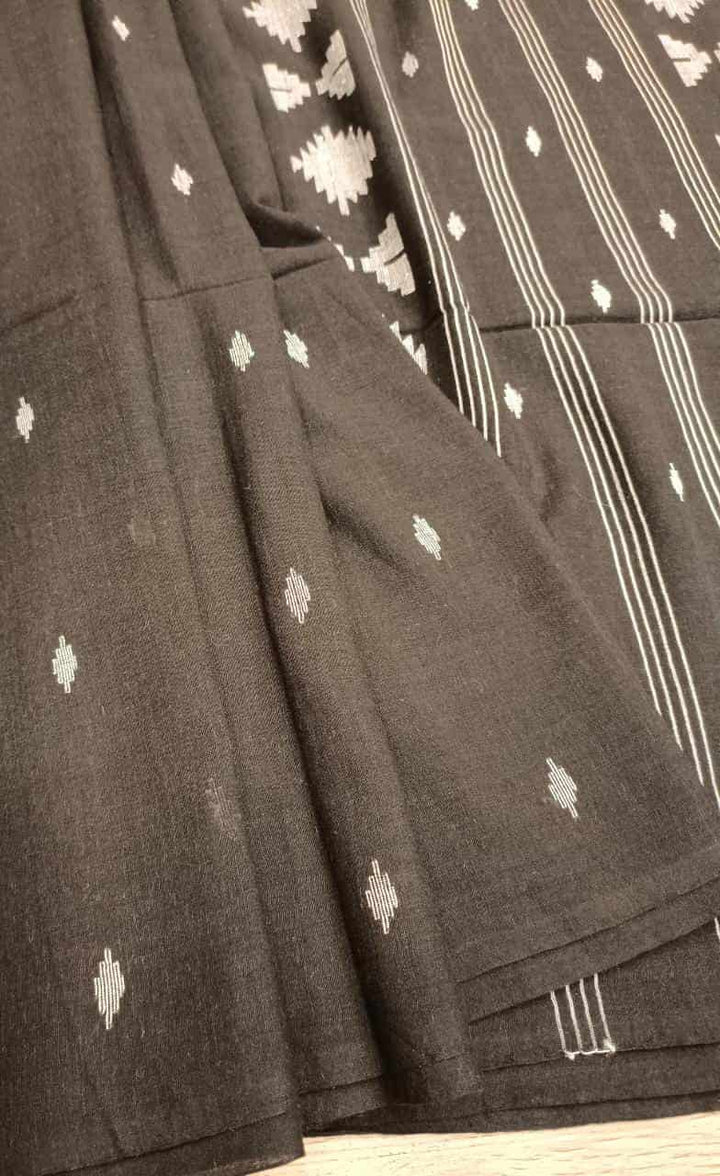 Black & White, handspun, handwoven soft Cotton Jamdani saree Balaram Saha