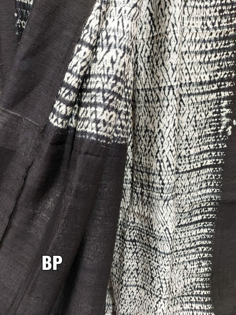 Black & White Shibori Magic: Balaram Saha's Matka Silk Saree (handloom saree, silk saree, handloom silk saree, balaram saha online, silk sarees, balaram saha handloom saree store photos, balaram saha handloom saree store, silk handloom saree, bengal handloom sarees, pure silk, matka silk saree, silk saree online, matka silk)   https://in.pinterest.com/