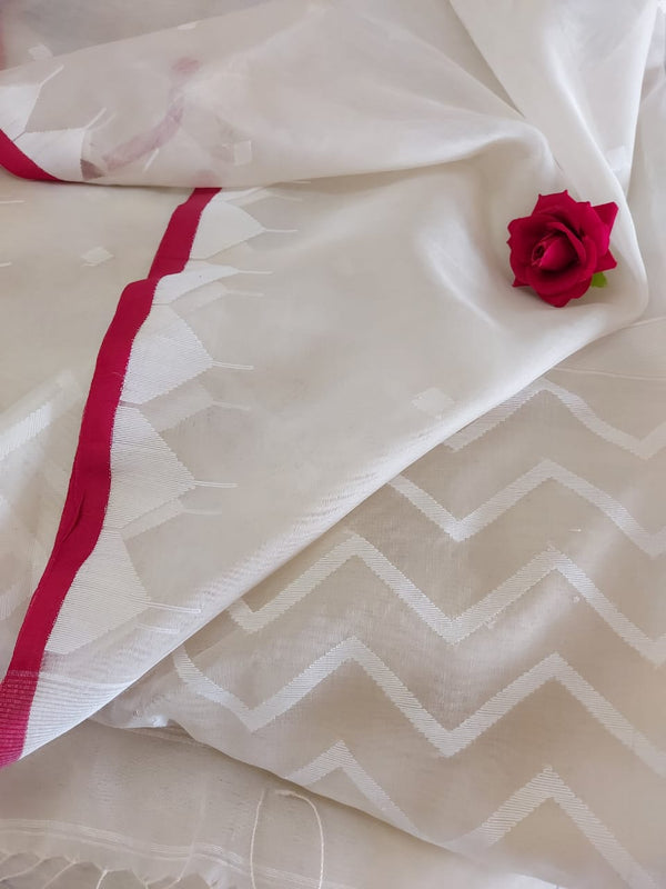 White & Red soft muslin silk Handwoven Jamdani saree (jamdani saree, silk saree, jamdani silk saree, balaram saha online, silk sarees, balaram saha handloom saree store, silk jamdani saree, bengal handloom sarees, pure silk, jamdani silk saree, muslin silk, muslin silk saree, jamdani silk saree online)  https://www.wattpad.com/