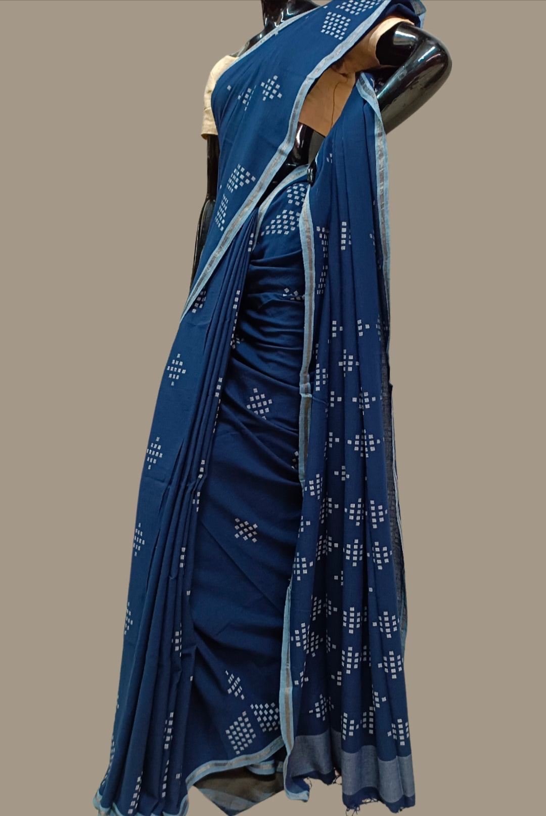 NAVY HANDLOOM HANDSPUN HANDWOVEN JAMDANI SAREE Balaram Saha