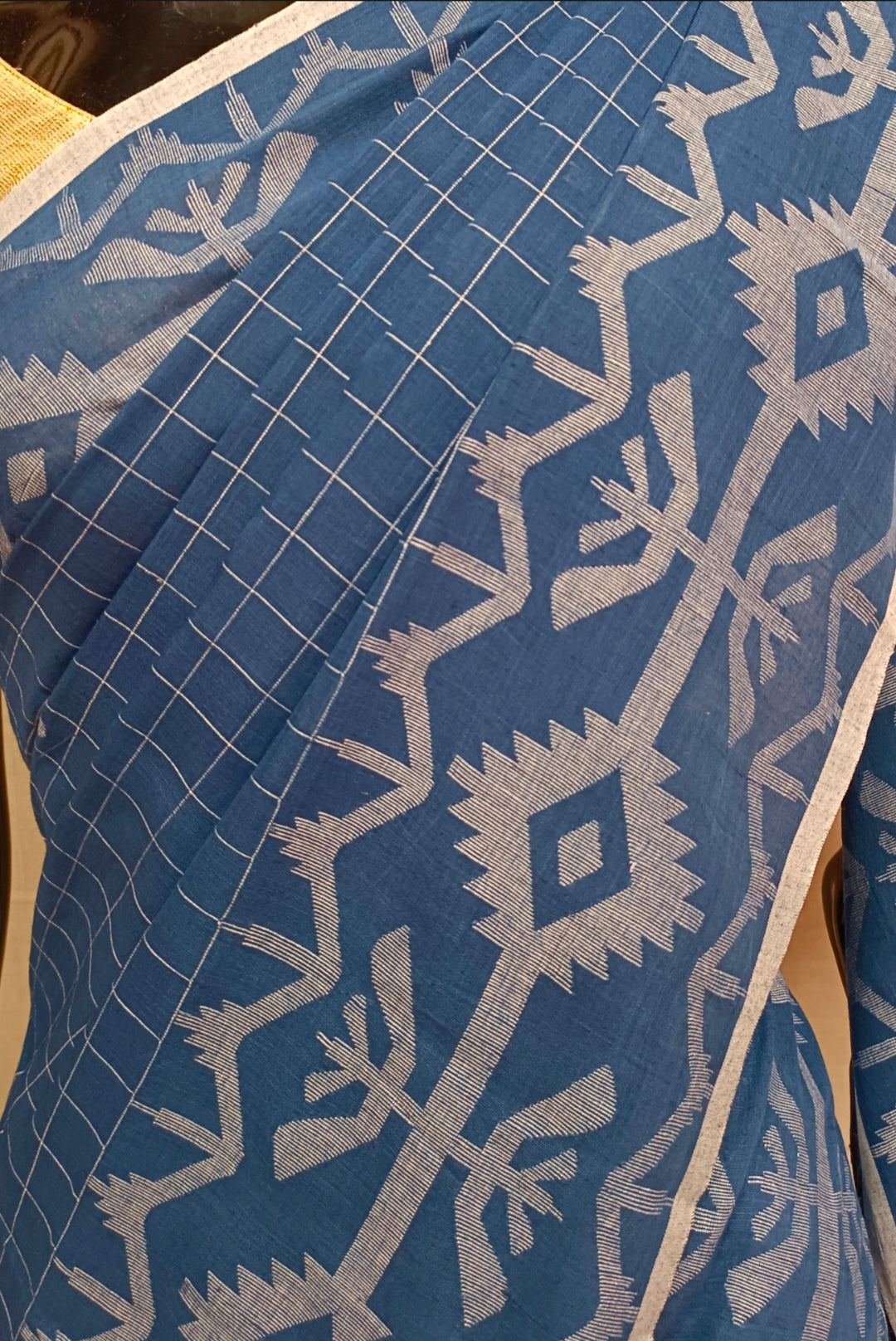 BLUE HANDLOOM HANDSPUN MUSLIN COTTON JAMDANI SAREE Balaram Saha