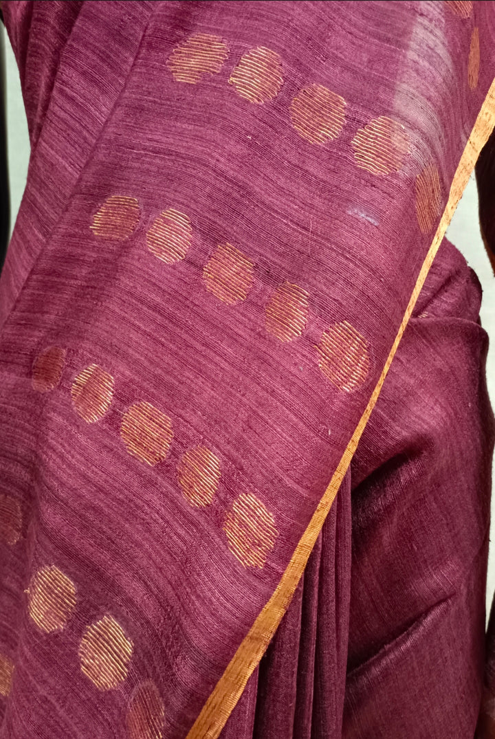 Plum & Beige Handloom Matka Silk Saree Balaram Saha