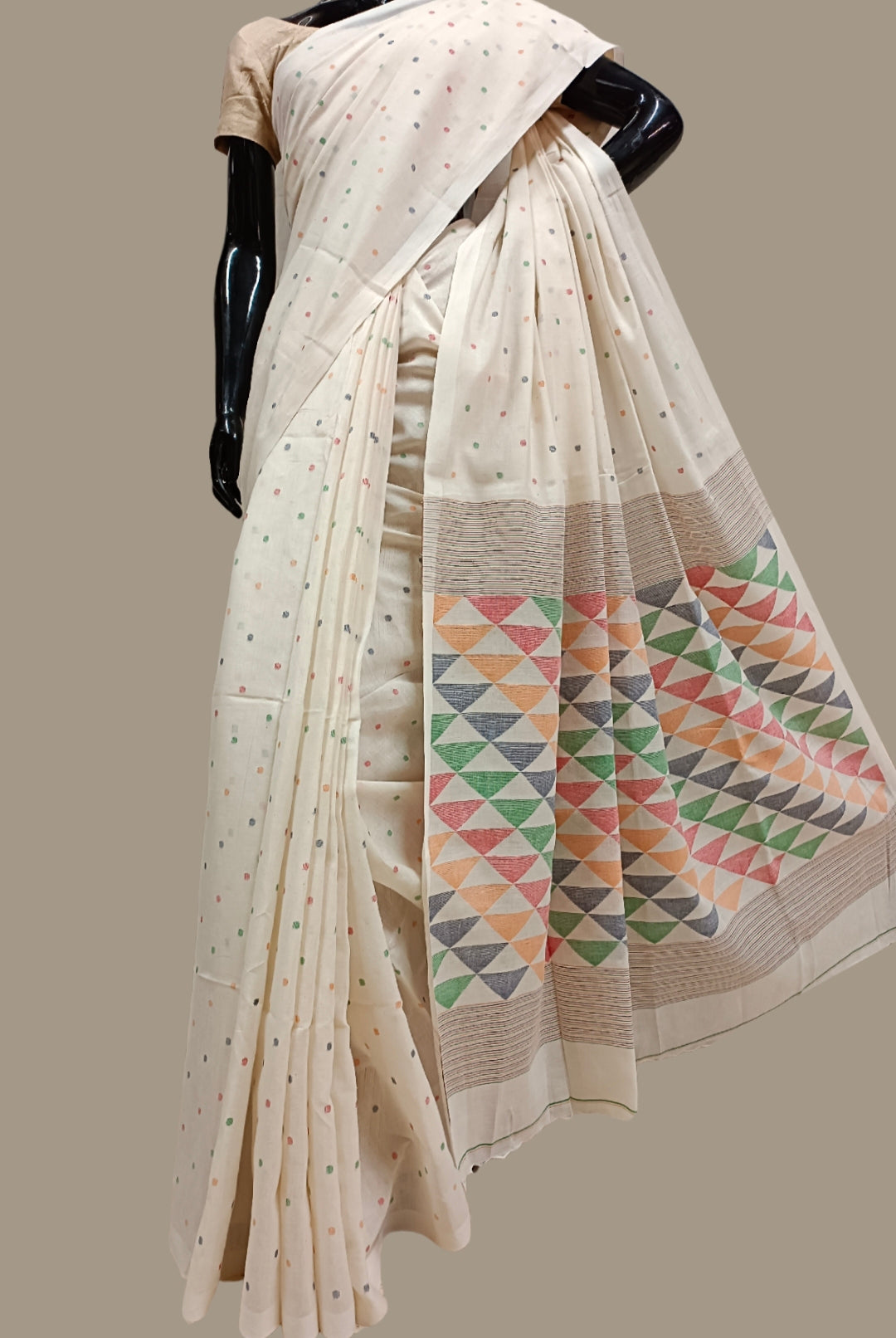 OFF WHITE HANDSPUN HANDWOVEN COTTON JAMDANI SAREE Balaram Saha