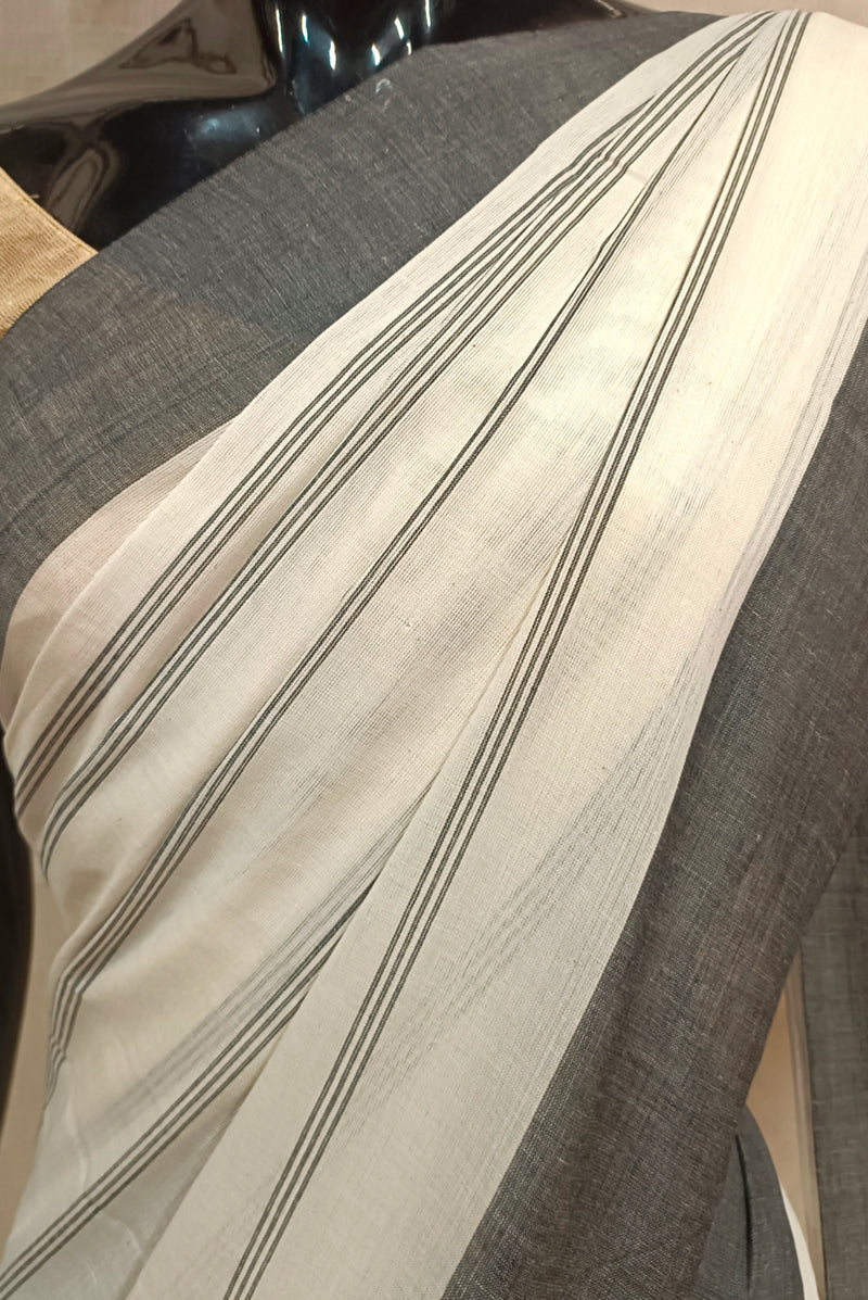 White & Black Soft Handloom Traditional Dhonekali Stripes Cotton Saree Balaram Saha