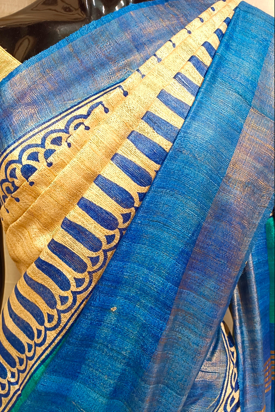 Off-White & Blue Printed Ghicha Tussar Silk Saree Balaram Saha