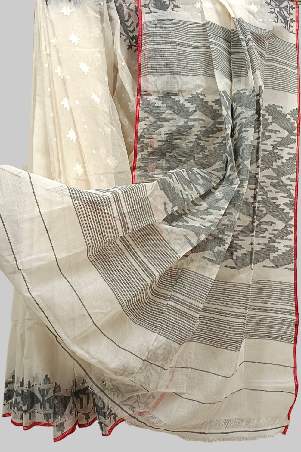 Off-white & Red Handwoven Bangladeshi Jamdani Saree Balaram Saha