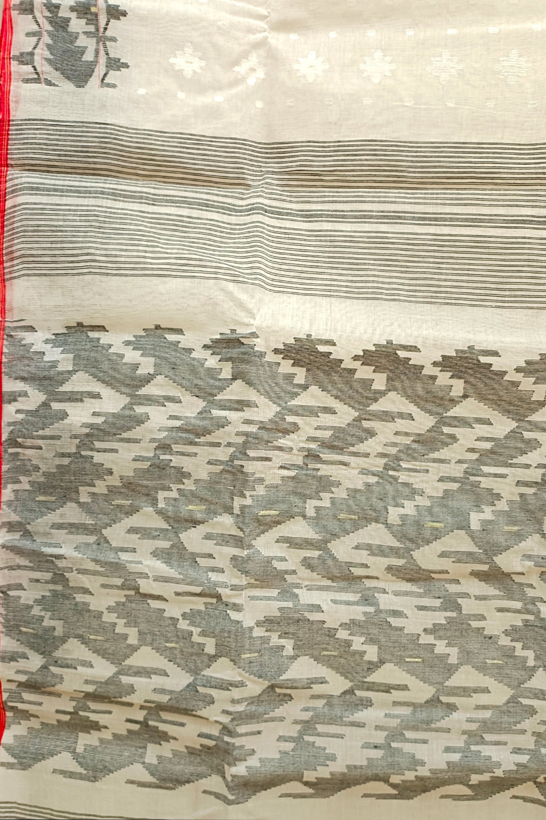 Off-white & Red Handwoven Bangladeshi Jamdani Saree Balaram Saha