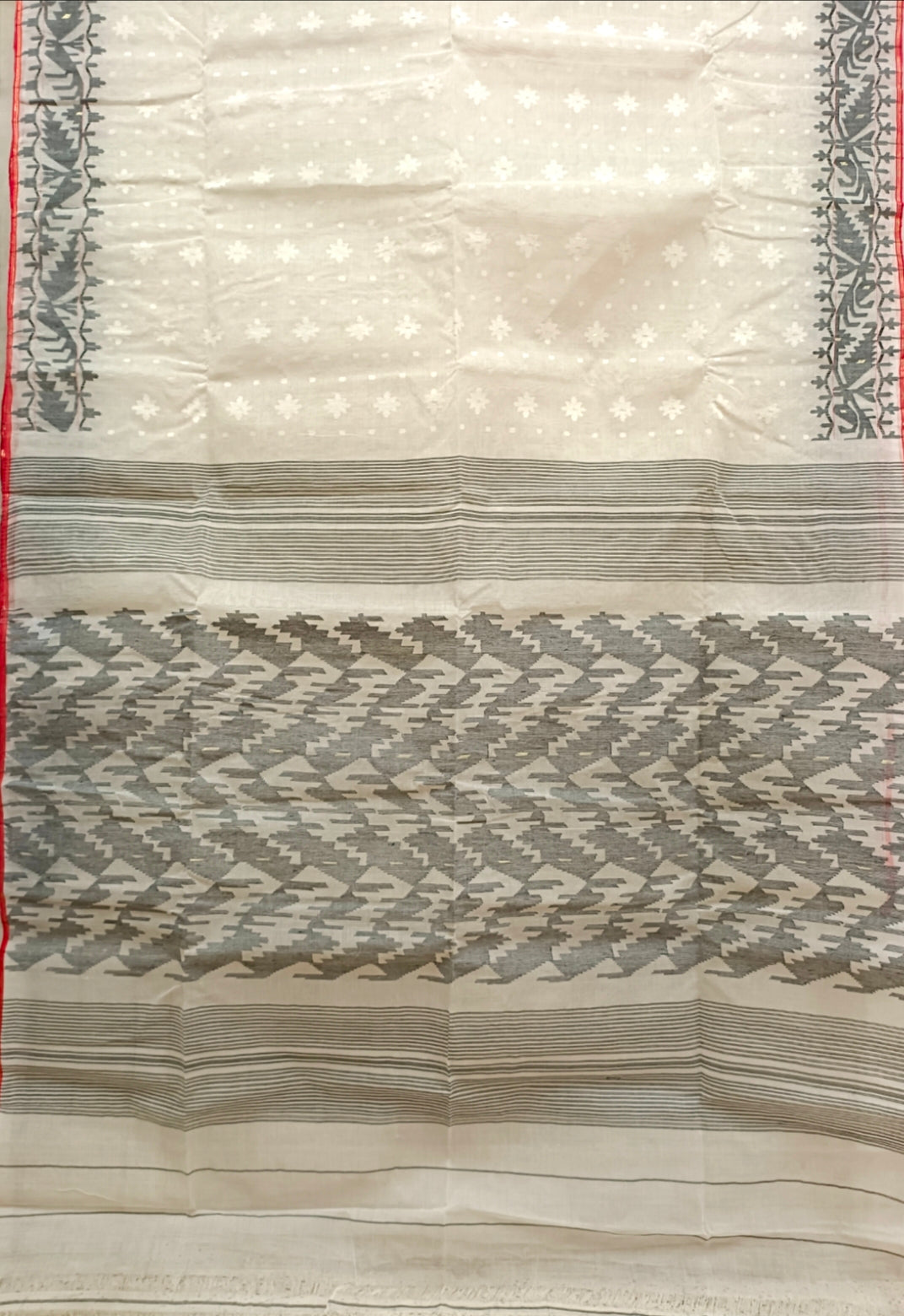 Off-white & Red Handwoven Bangladeshi Jamdani Saree Balaram Saha
