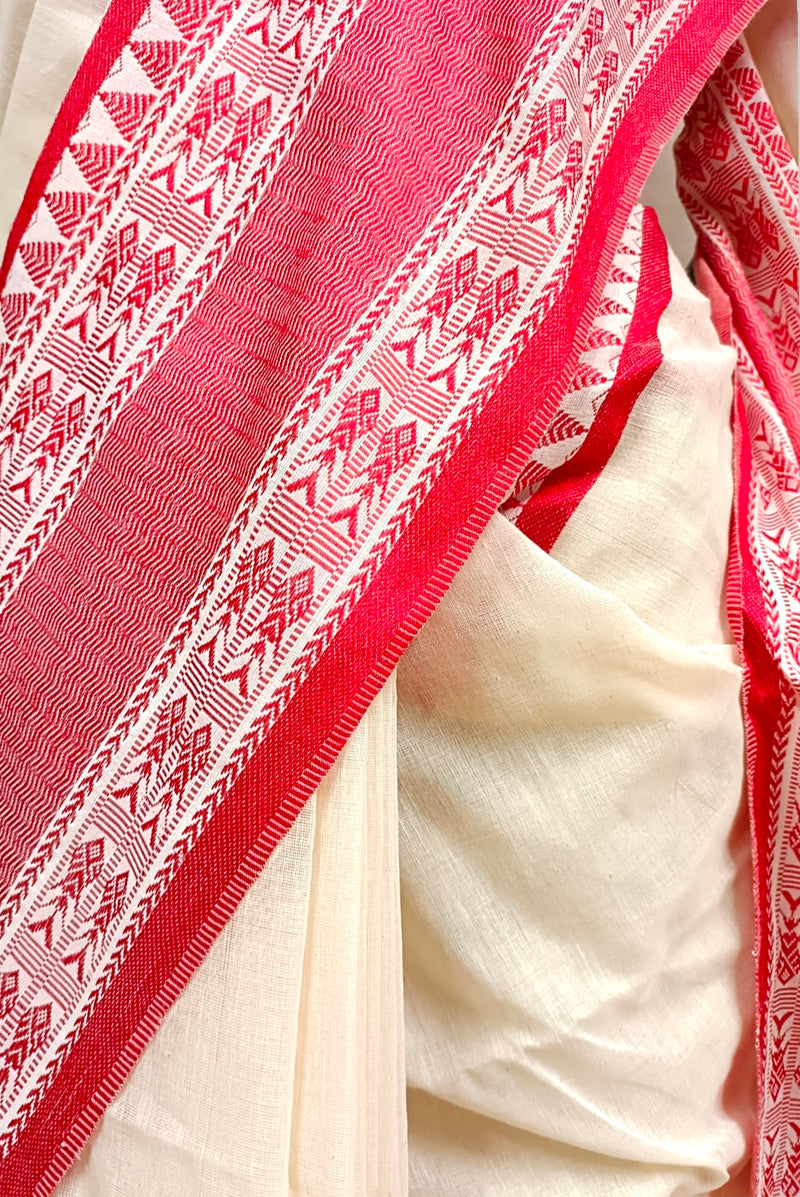 Off Whit Handloom Cotton Saree With Fish Woven Red Border Balaram Saha
