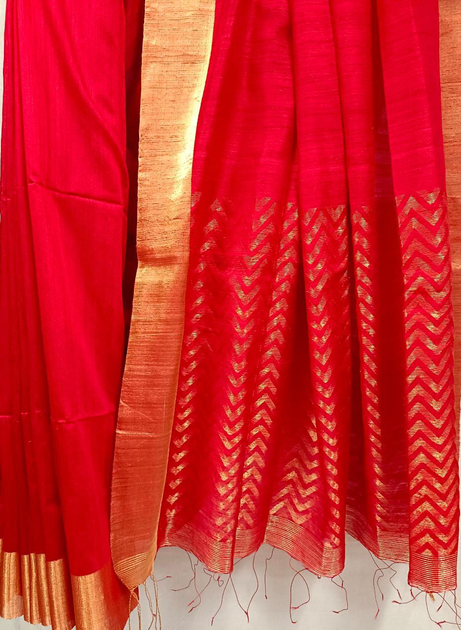 Balaram Saha Matka Silk Saree - Red and Gold Luxury Handwoven Drape