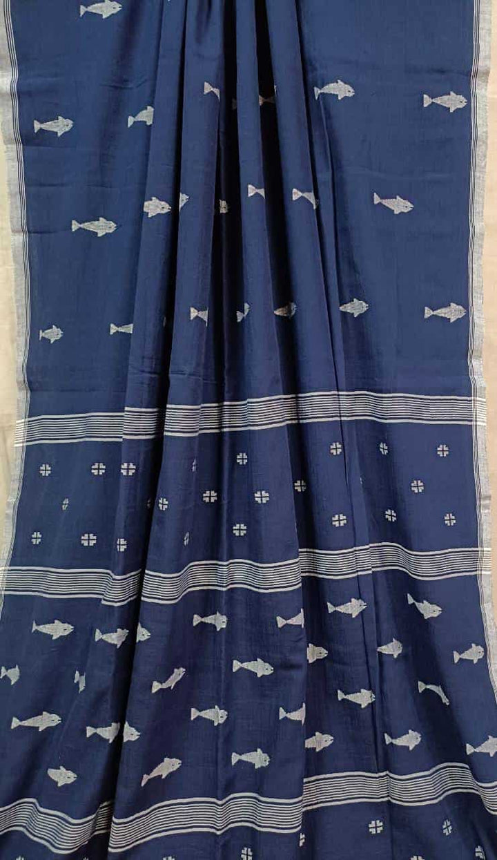 Muslin Cotton Jamdani Saree by Balaram Saha – Navy Blue & White Elegance