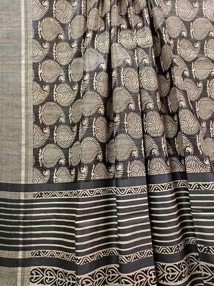 Black & White Tussar Silk Pailsey Print Saree Balaram Saha
